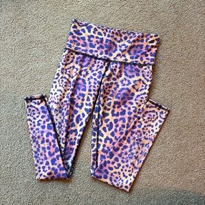 Teeki- Leopard, great condition